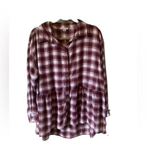 American Eagle Women’s Red/White Flannel Button Down Size L